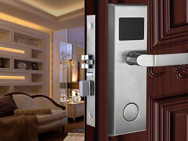 赤峰市24小时上门开锁公司